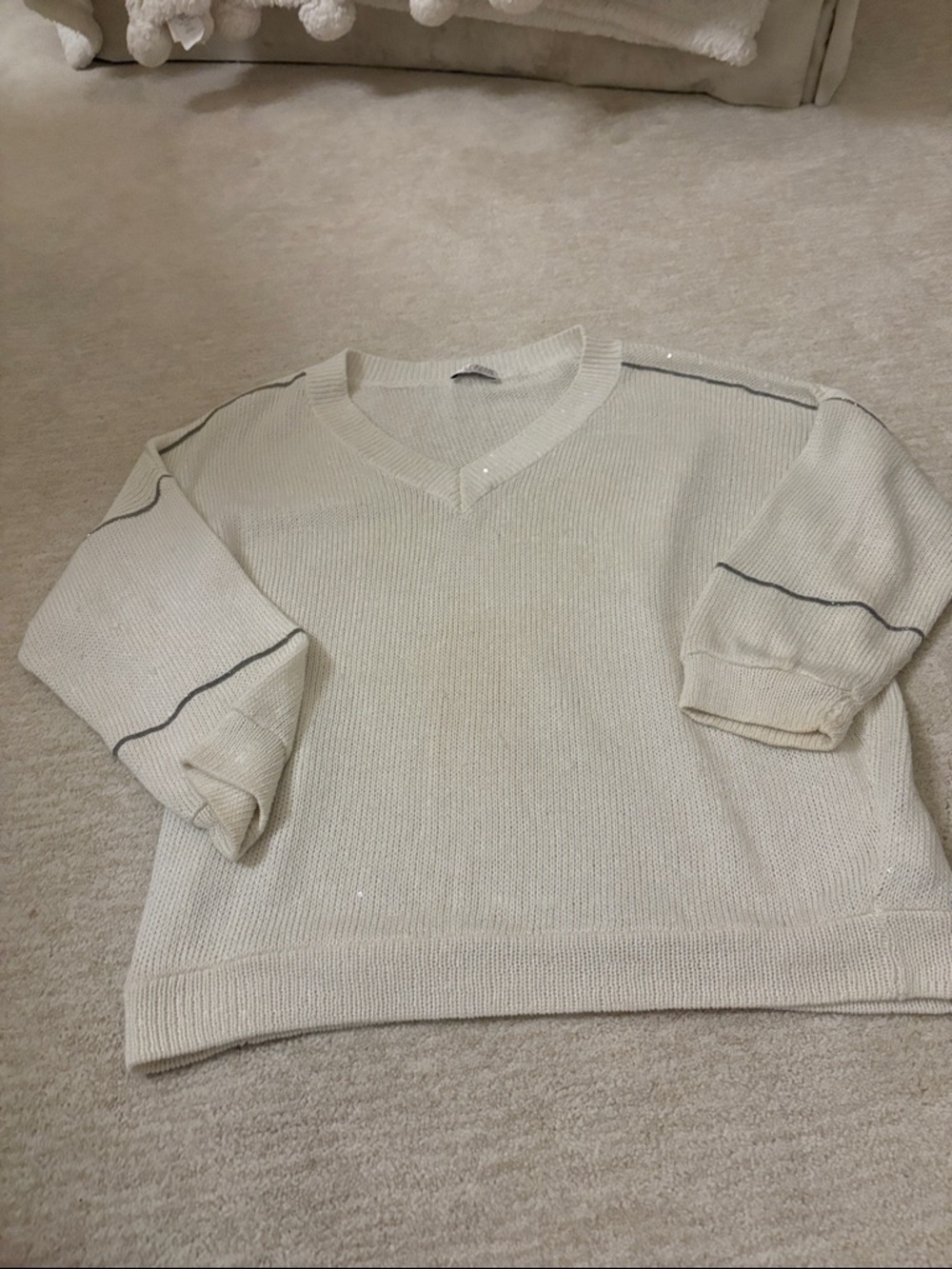 Brunello Cucinelli Cream V-Neck Knit Sweater with Contrast Piping the beautiful